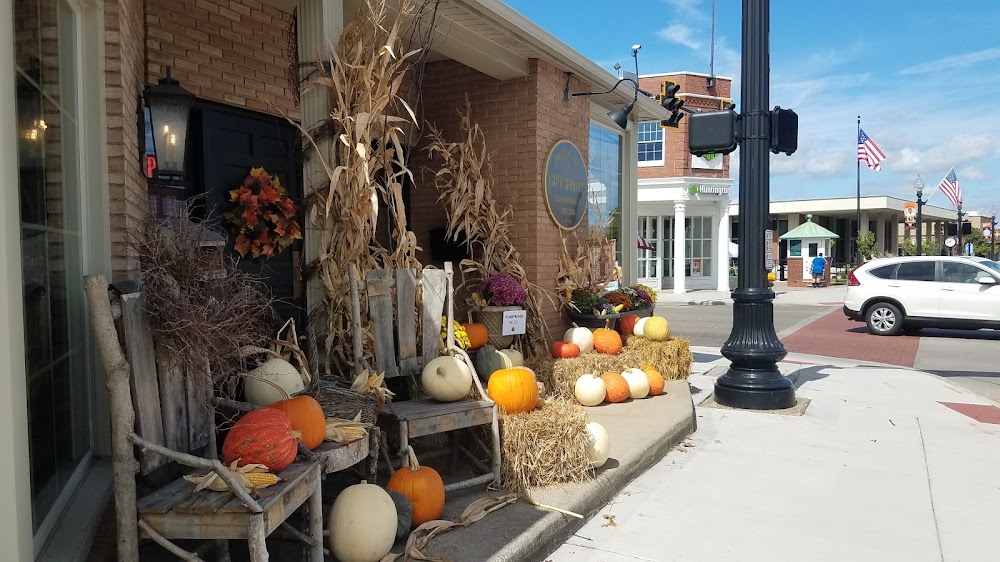 Pine Cone Gift Shoppe